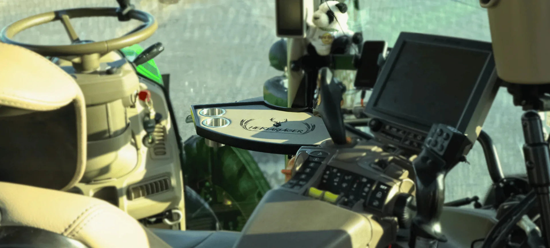 cab gear CabTable™ for John Deere 8030-Series – Cabgear