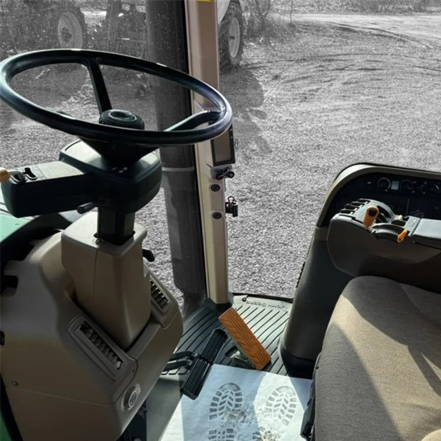 John Deere 7020, 7030, 8020 and 8030 Series cab – CabGear model selector